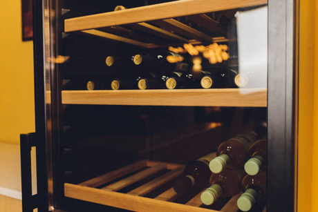 Top 7 Benefits of Choosing an Eco-Friendly Wine Cooler for Your Cellar